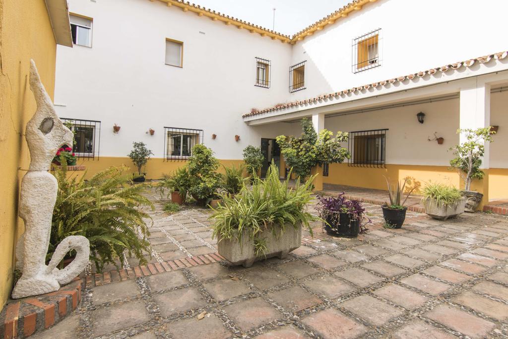 Albergue Inturjoven Marbella Exterior photo